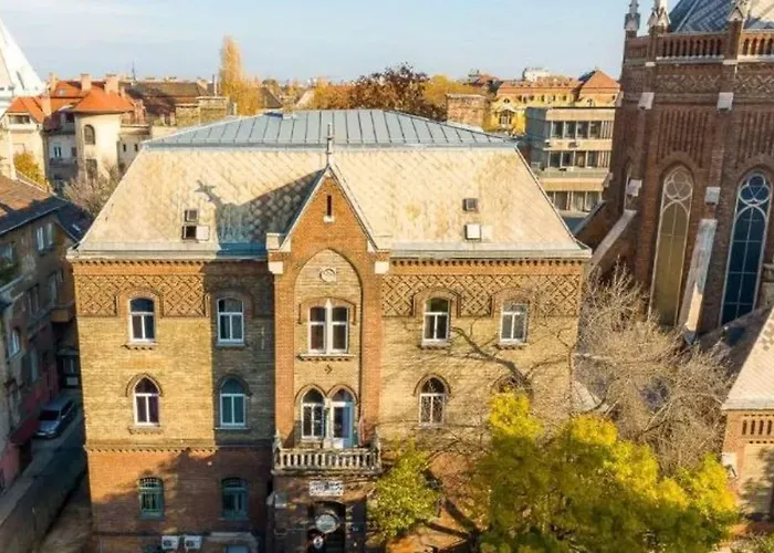 Dominik Panzio Bed & Breakfast