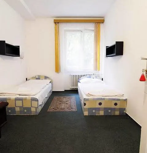 Bed & Breakfast Dominik Panzio 2*