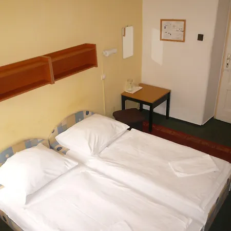 Couette-café Dominik Panzio