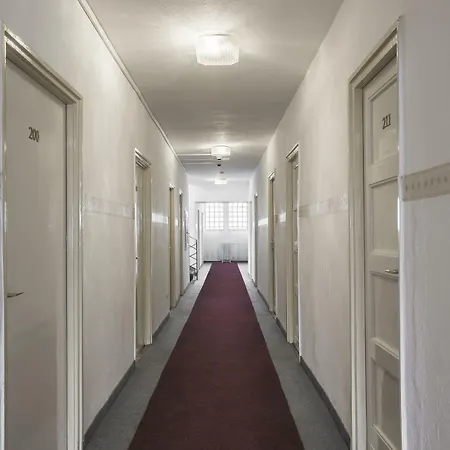 Dominik Panzio 2* Budapest