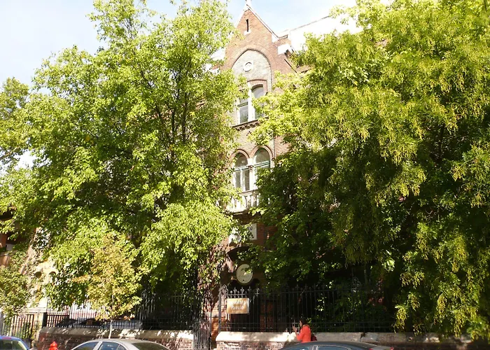 Dominik Panzio Bed & Breakfast