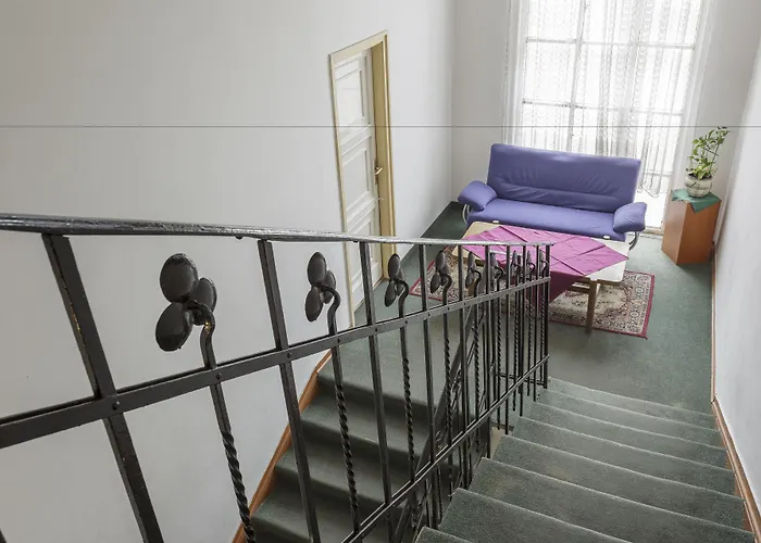 Dominik Panzio 2* Budapesta